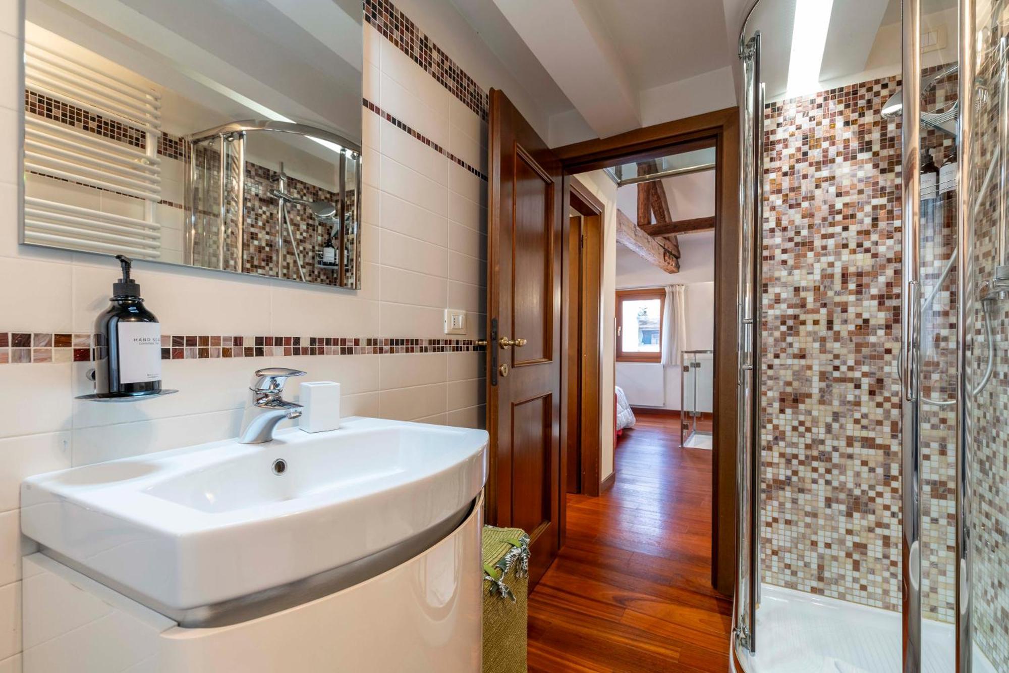 Glass House - Loft 2 Minutes To Rialto Bridge & View Venedik Dış mekan fotoğraf
